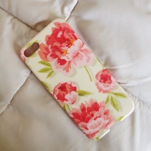 $2 iPhone 5/5s case✨