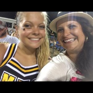 Meet your Posher, Jessica