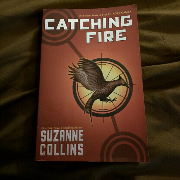 Book - Catching Fire - Picture 2 of 2