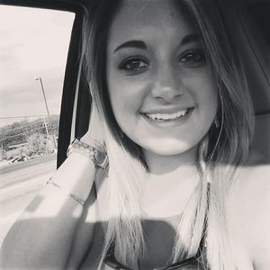 Meet your Posher, Kelsey