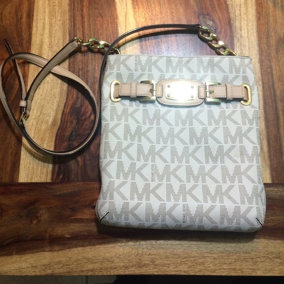 Michael Kors Cross body bag