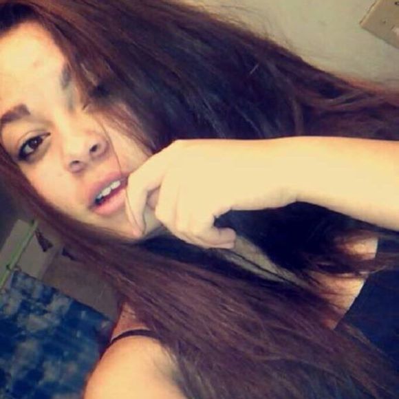 Meet your Posher, Cassandra - Picture 1 of 1