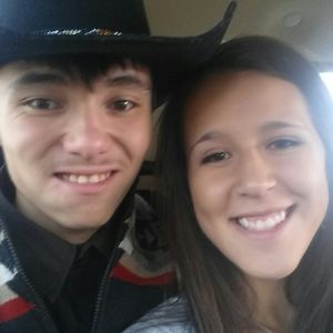 Meet your Posher, Roxie