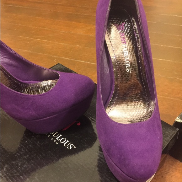 Justfab beautiful purple brand new heels