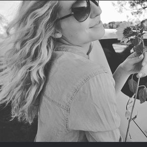 Meet your Posher, Kelly