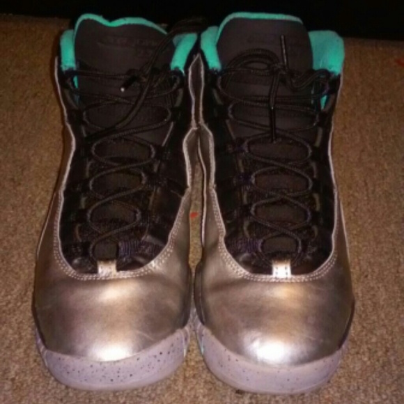 Shoes - Picture 3 of 3