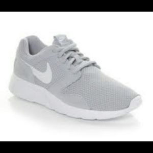 Meet your Posher, Estefania