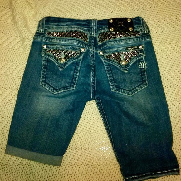 Miss me denim shorts size 27