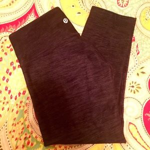 Lululemon Wunder Under Yoga Crops NWOT