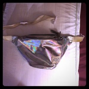 👽SHIMMERING❄️ FANNY PACK