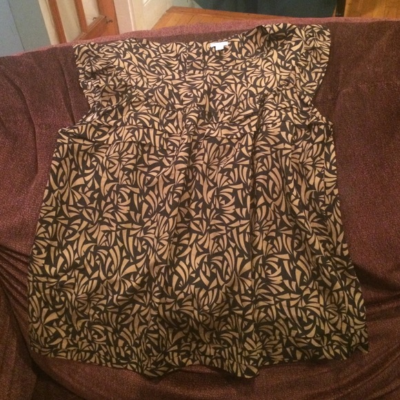 Brown and black patterned top