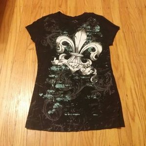 Black fleur de lis shirt