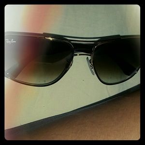 Ray Ban sunnies