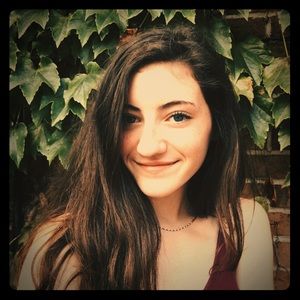 Meet your Posher, Emma