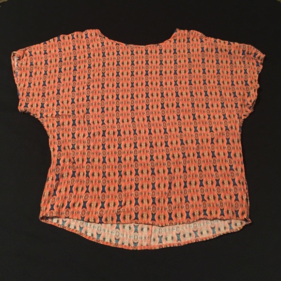 Print Shirt size Medium