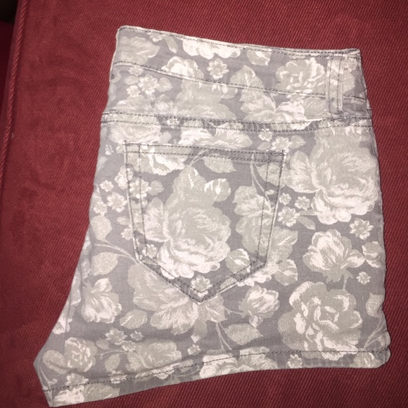 Cute floral shorts