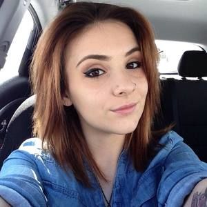 Meet your Posher, Karissa