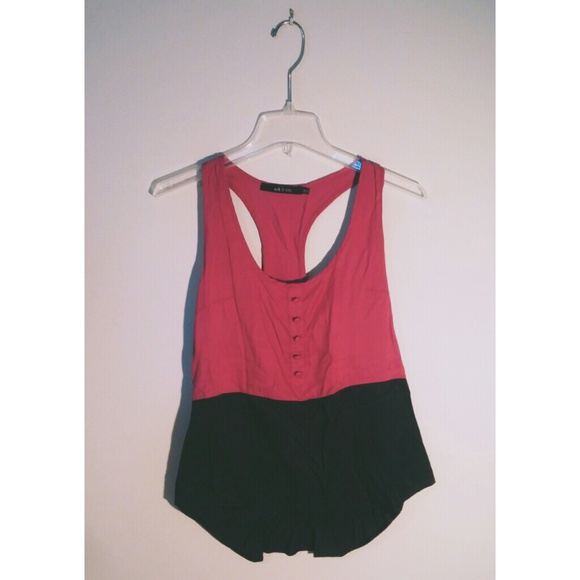 🚫Given to thrift store🚫 Pink and Black Tank
