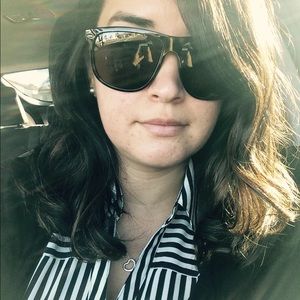 Meet your Posher, Janette