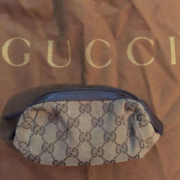 100% authentic Gucci makeup bag! In amazing shape! - Picture 2 of 4