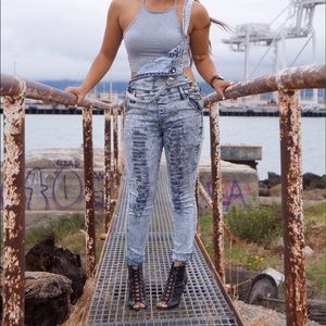 Destroyed Overall Skinnies (Acid Washed)