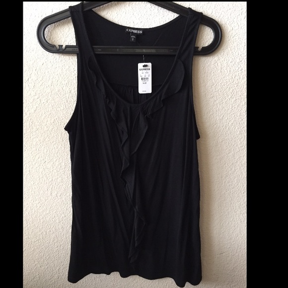 New express top/ bundled w/pinkish shorts