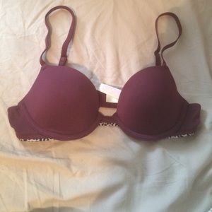 PINK Victoria's Secret bra