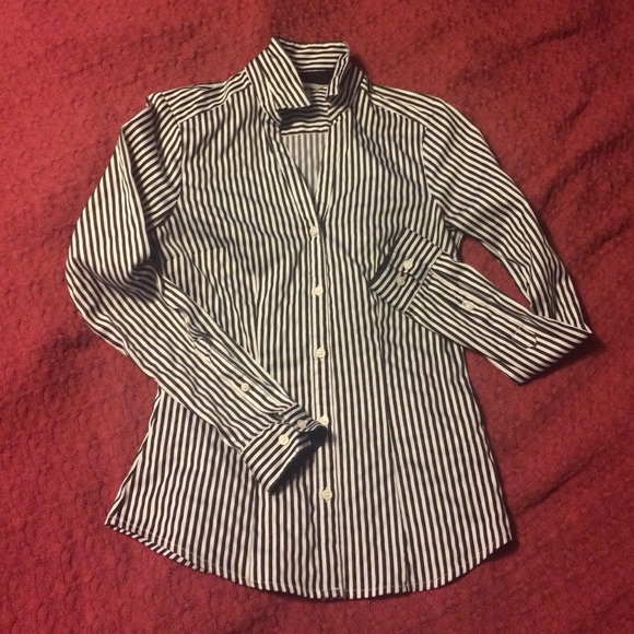 H&M Barely worn striped button down shirt