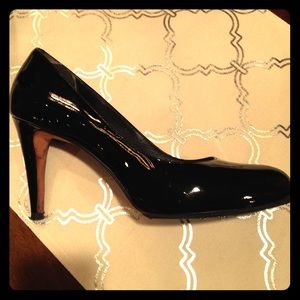 Cole Haan black patent pumps