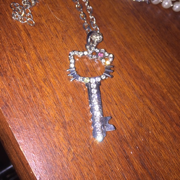 Hello Kitty Bundle - Picture 3 of 3