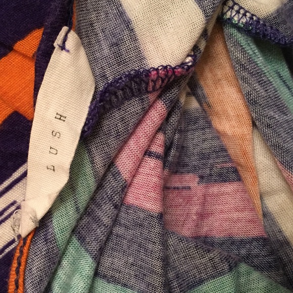 SOLD/BUNDLE     LUSH ASYMMETRICAL PONCHO/TOP - Picture 3 of 3