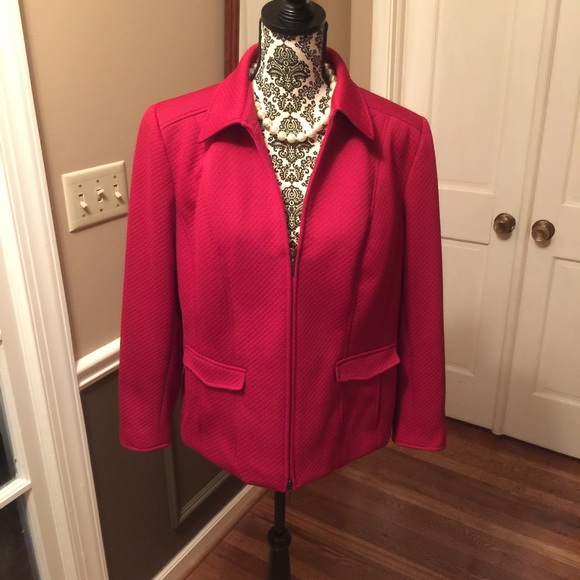 Sag Harbor: Quilted Red Zippered Jacket