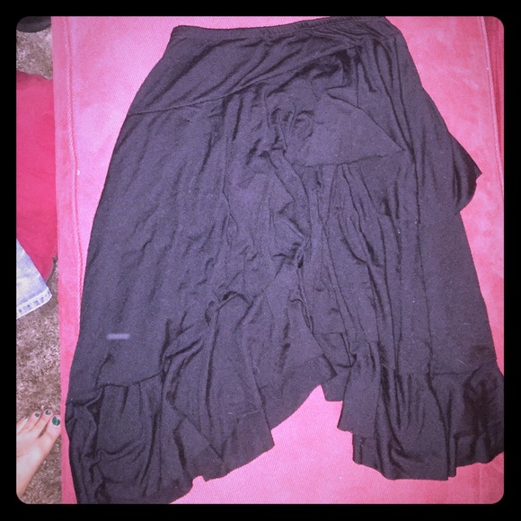 Cute layered black skirt