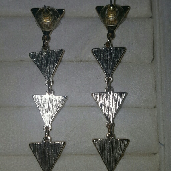 Earrings - Picture 3 of 3