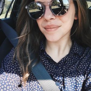 Meet your Posher, Rebecca