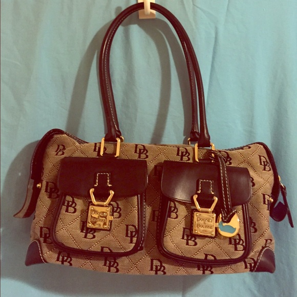 Signature Dooney & Bourke Shoulder Bag