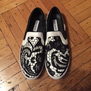 Steve Madden slip on sneakers