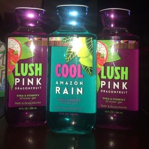 Bath & Body Works set of 3 shower gel