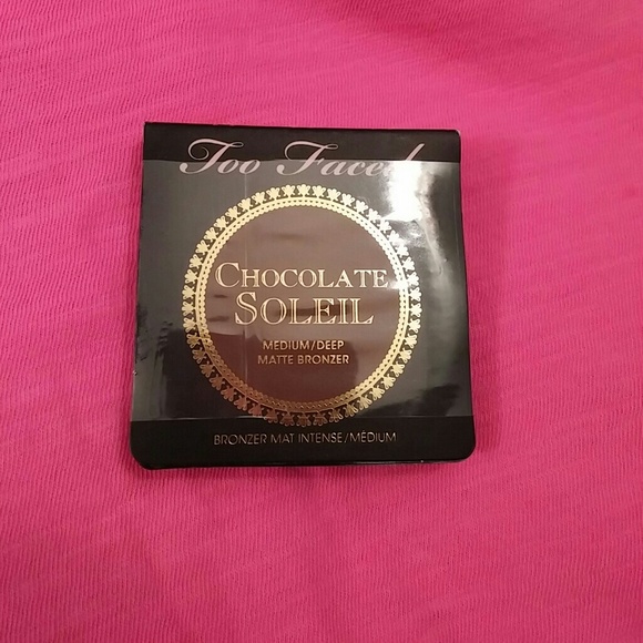 Other - Chocolate soleil bronzer by Too Faced