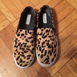 Leopard slip on