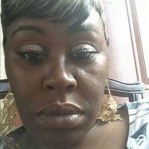 Meet your Posher, Devlon