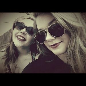 Meet your Posher, Cassidy