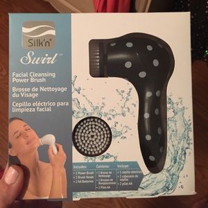 Silk'n Swirl - facial cleansing power brush