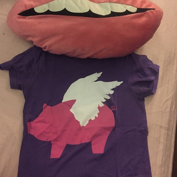 GK Graphic T-shirt Purple