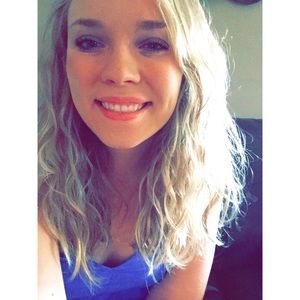 Meet your Posher, Hannah