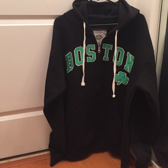 Boston unisex hoodie size L