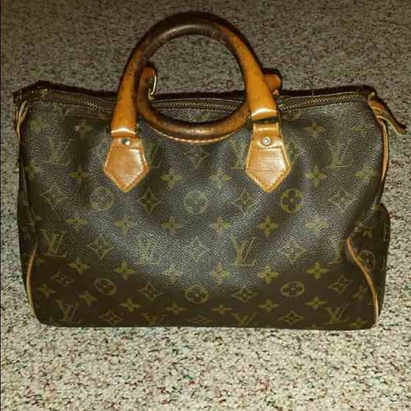 Louis Vuitton speedy bag