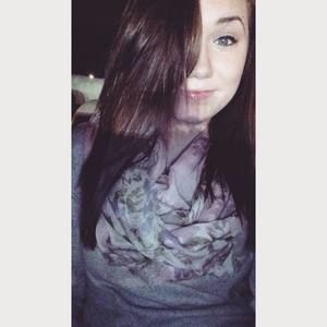 Meet your Posher, Crystal