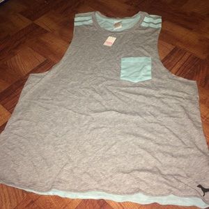 VS muscle tank