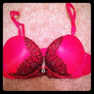 Victoria secret BOMBSHELL